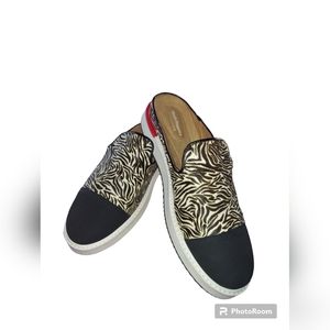 Hush Puppies Zebra Print Mule Women's Size 8 1/2